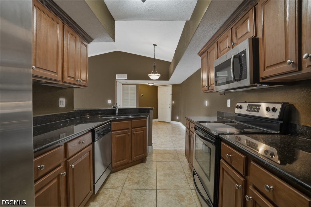 13515 Eagle Ridge Dr 525 Property Photo 13