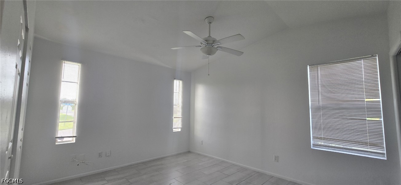 1401 Yvonne Ave S Property Photo 6