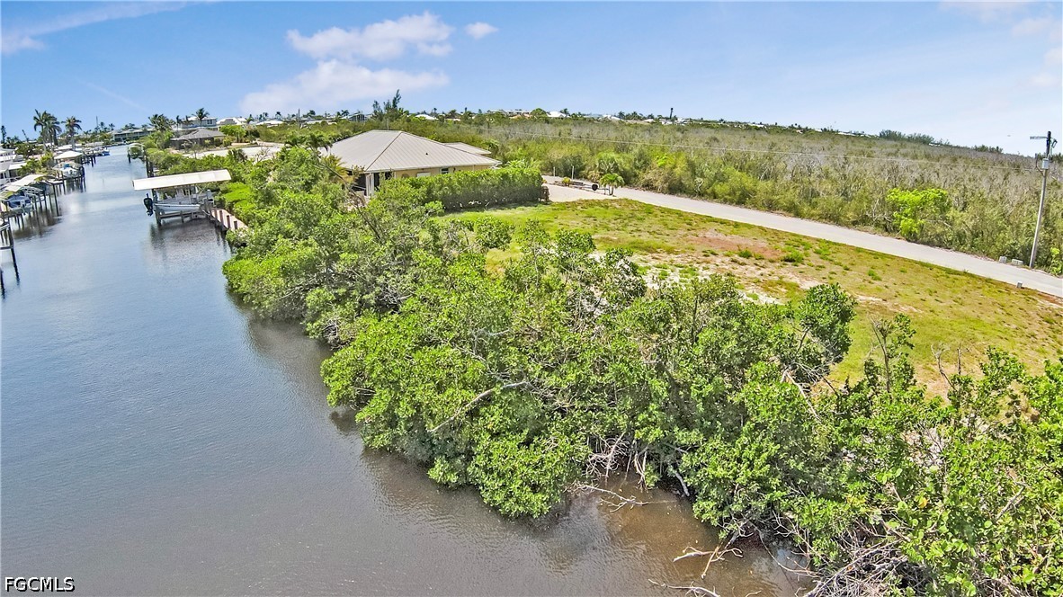 2807 Cussell Dr Property Photo 4