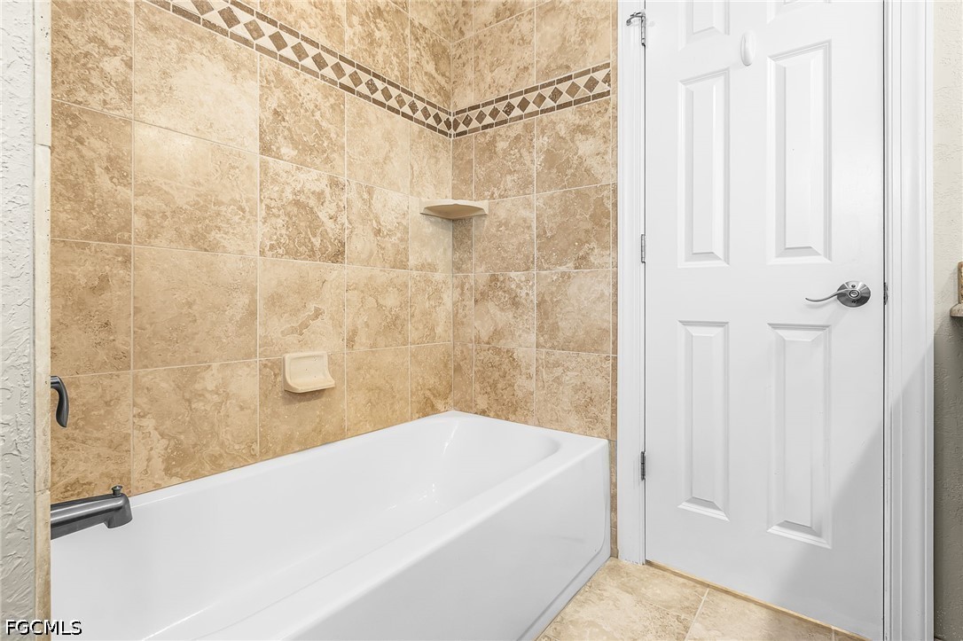 5985 Baker Ct Property Photo 17