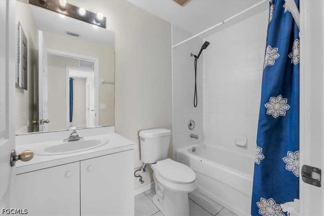 4664 Varsity Cir Property Photo 12