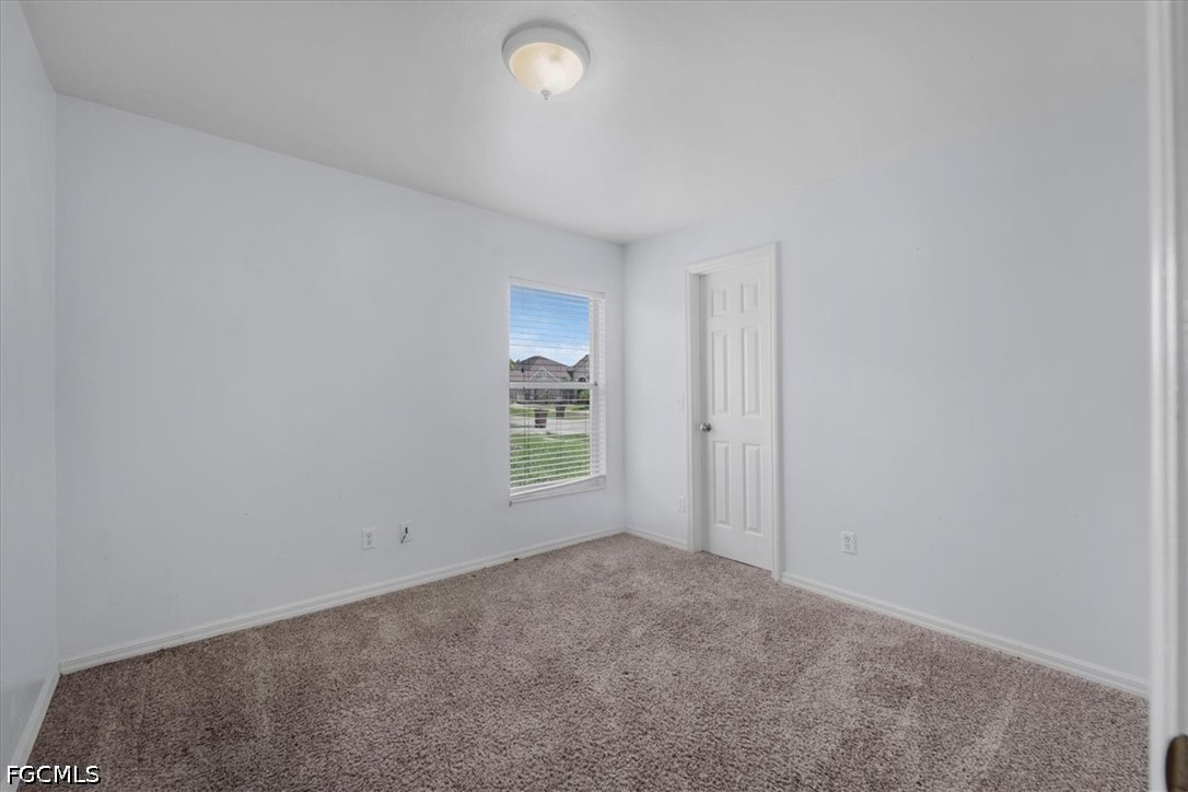 4664 Varsity Cir Property Photo 13