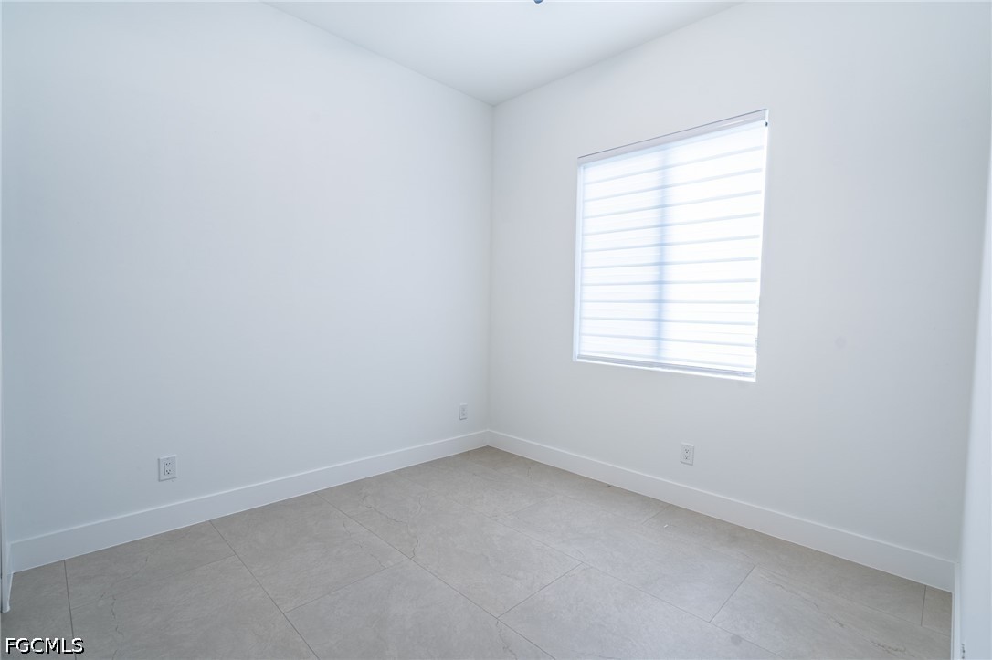 1142 Eclipse St E Property Photo 15