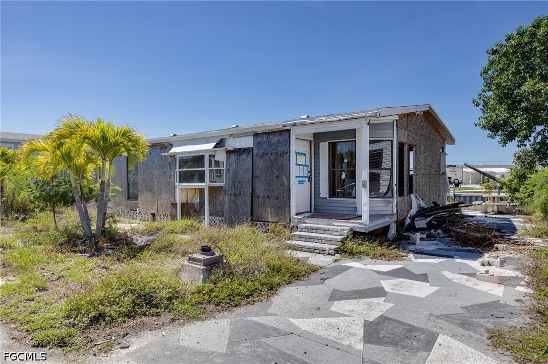 2920 Harpoon LN Property Photo 1