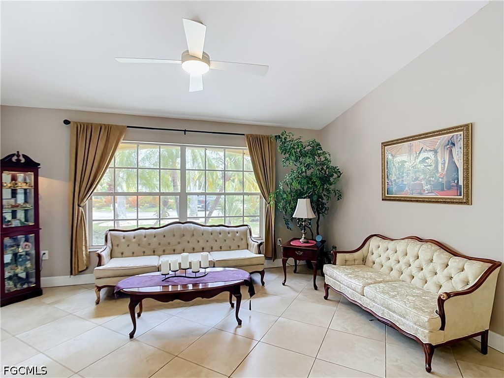 14401 Hampton Lake Ct Property Photo 6