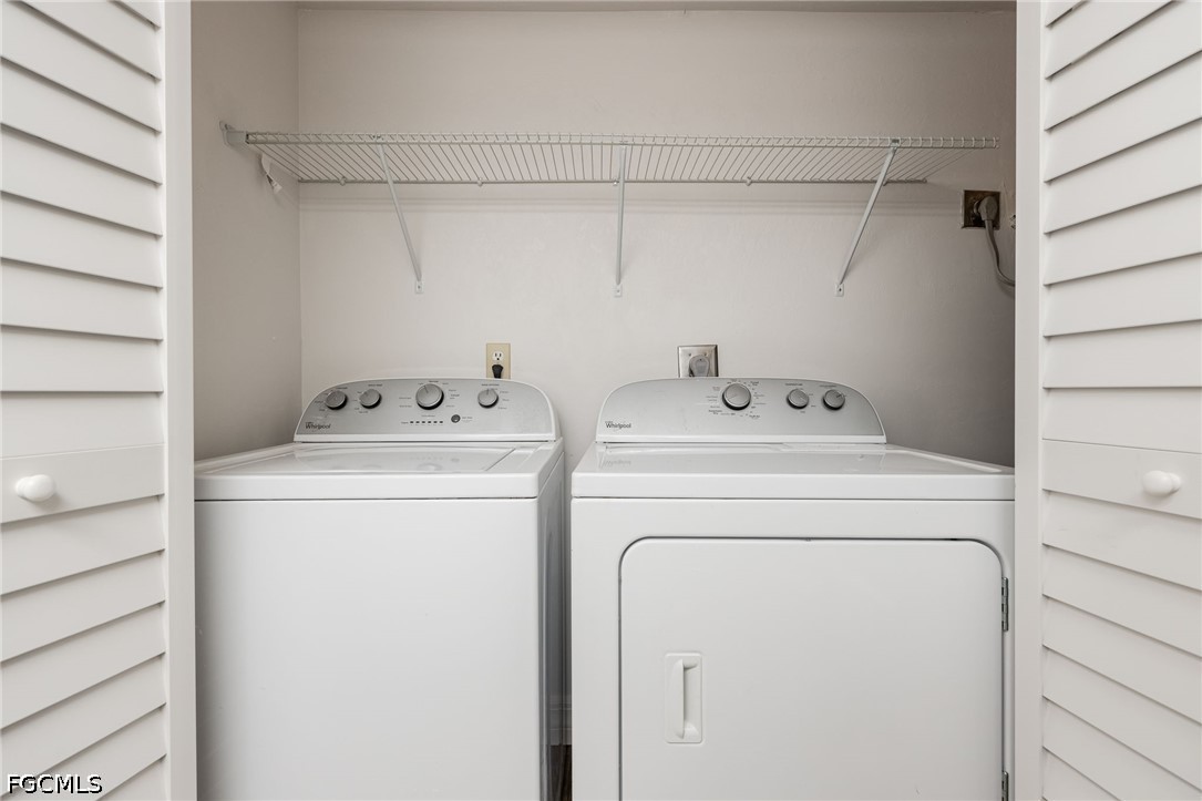 902 Sw 48th Ter 103 Property Photo 23