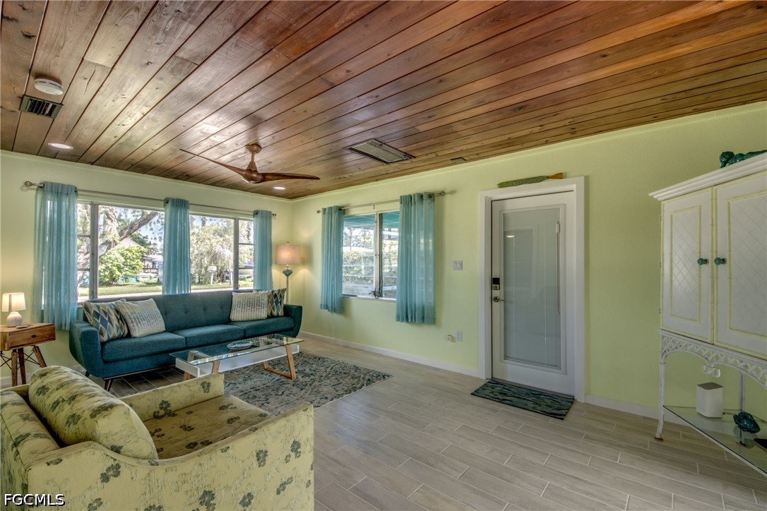 2567 Cay Cv Property Photo 17