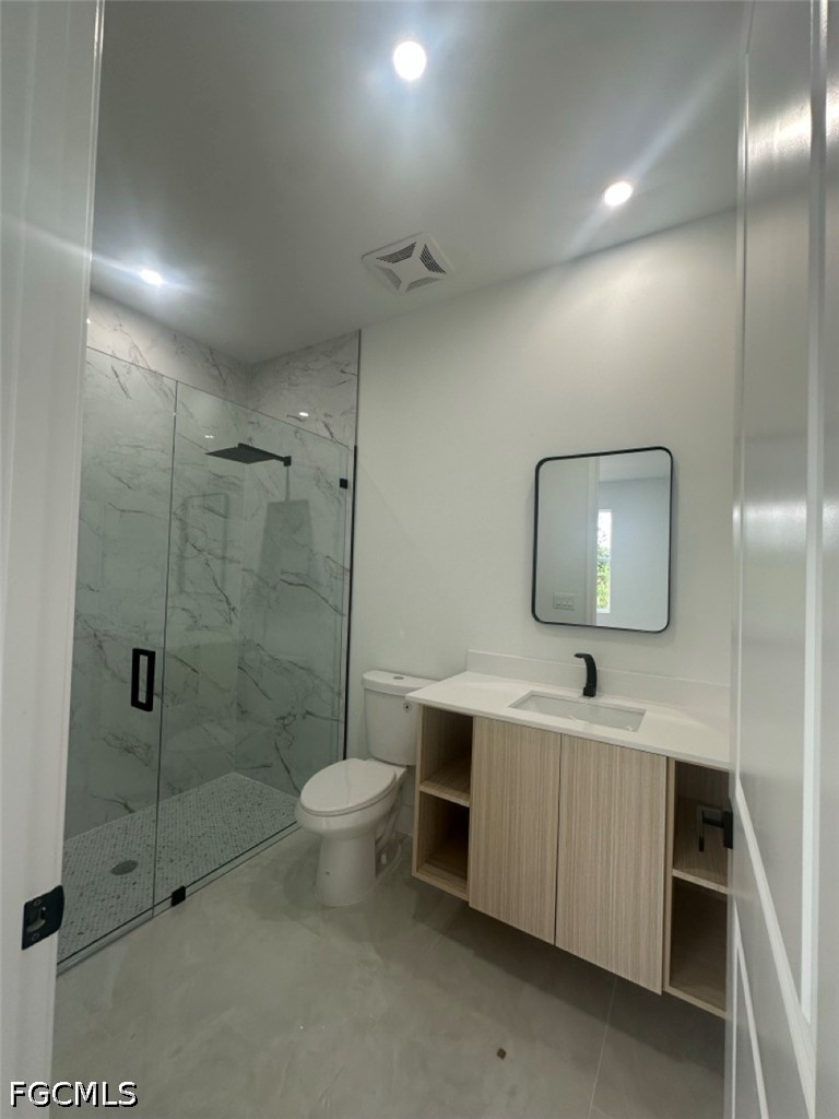 547 Eisenhower Blvd Property Photo 14