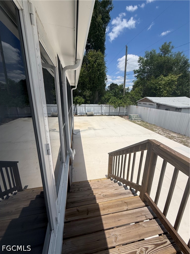 8165 Heck Dr Property Photo 18