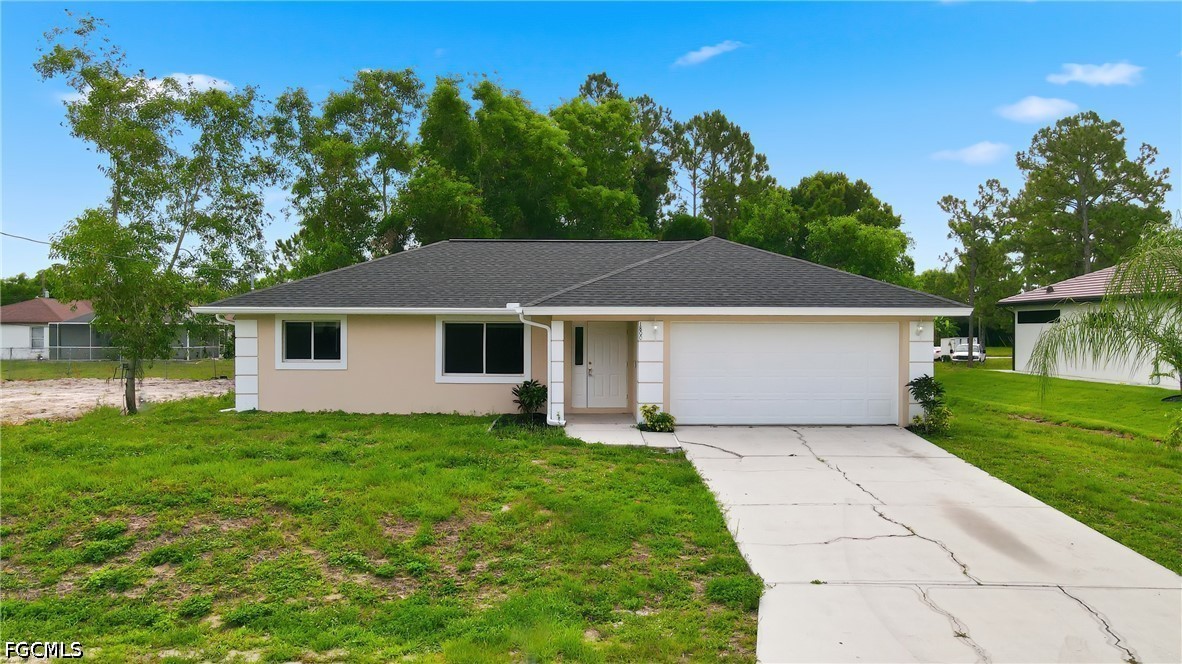 1800 Venice Ave N Property Photo 1