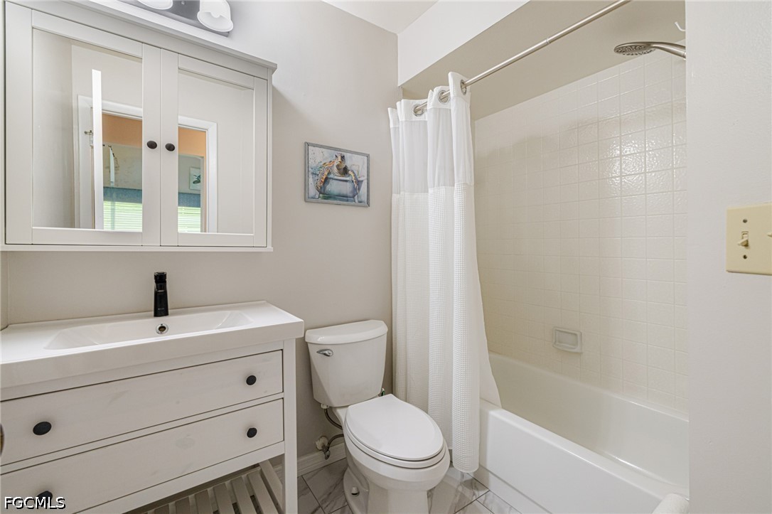 301 Mcgregor Park Cir Property Photo 11