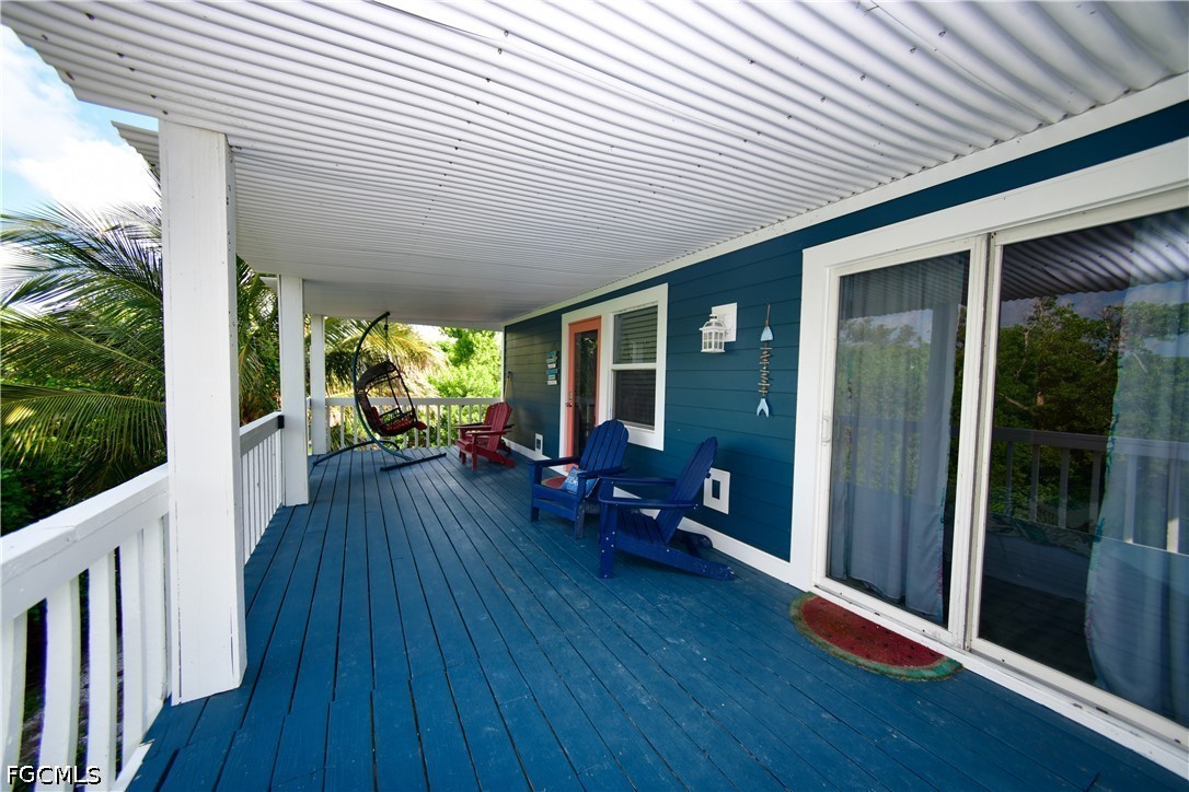 120 Swallow Dr Property Photo 13