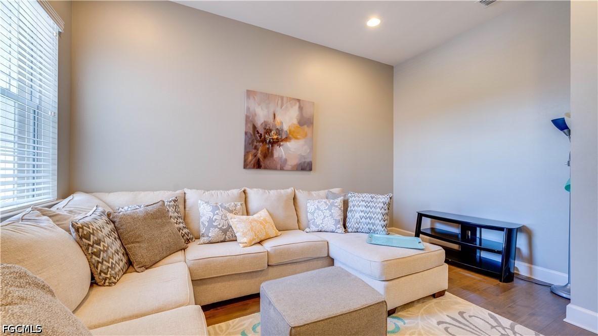 10230 Glastonbury Cir 202 Property Photo 17