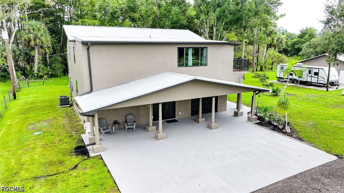 5961 Pangola Rd Property Photo 3