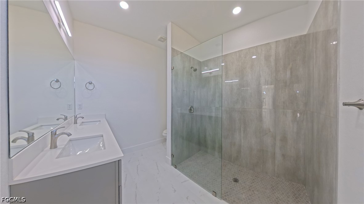 3217 65th St W Property Photo 17