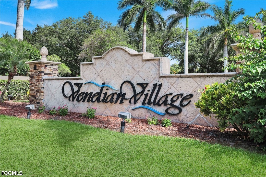 9830 Mar Largo Cir Property Photo 6