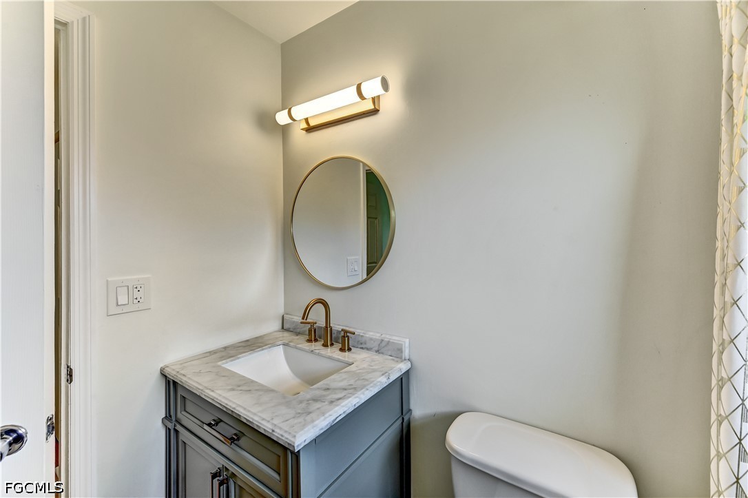 905 Sw 52nd St Property Photo 14