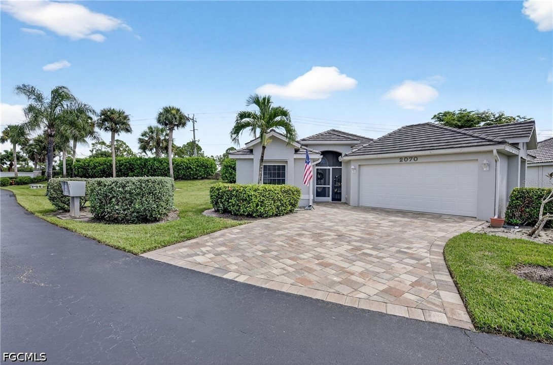 2070 King Tarpon Dr Property Photo 1
