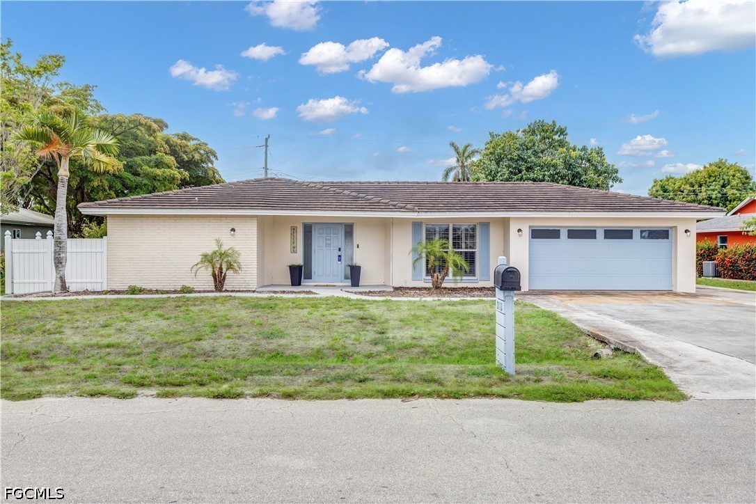 2112 Harvard Ave Property Photo 1