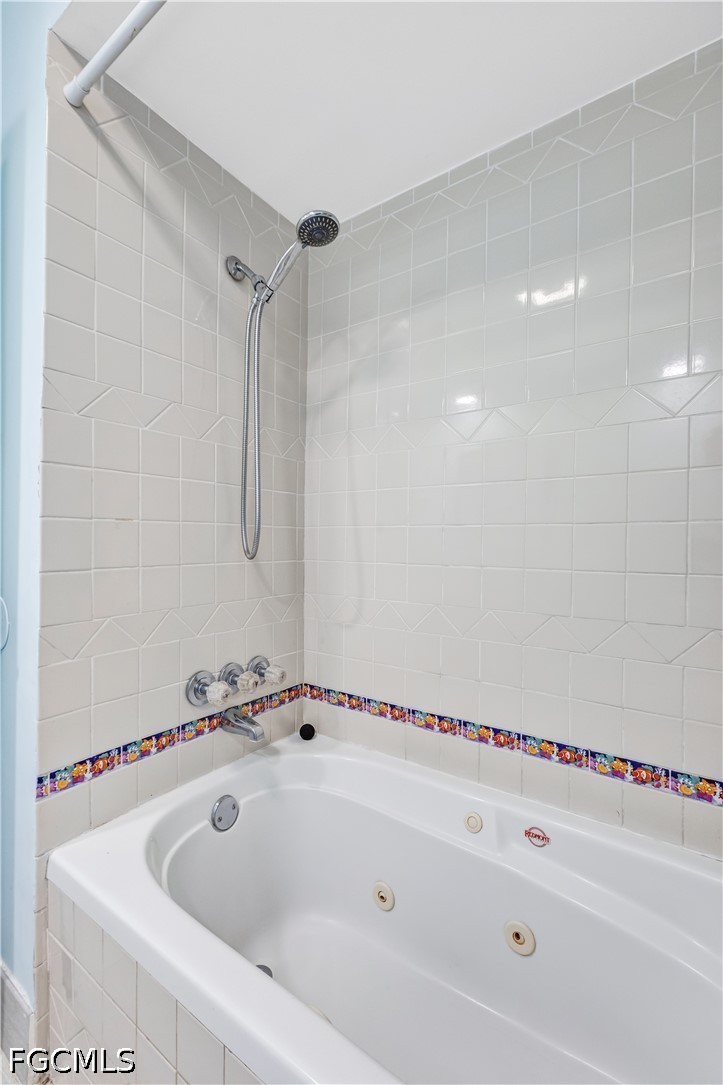 2112 Harvard Ave Property Photo 23