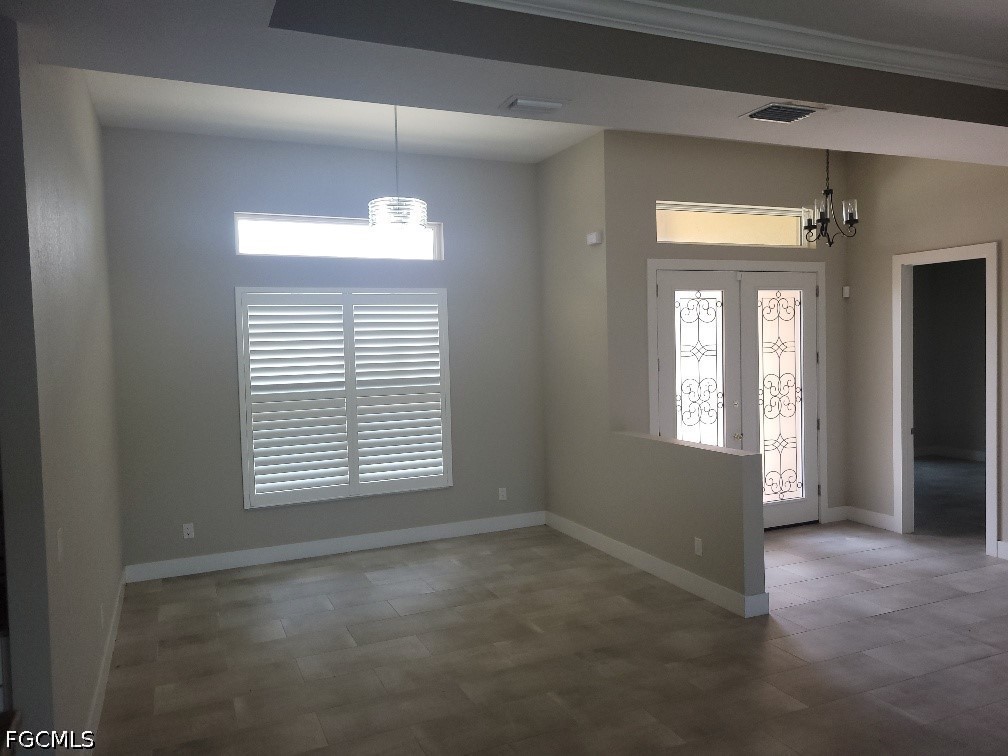 249 Rotonda Cir Property Photo 2