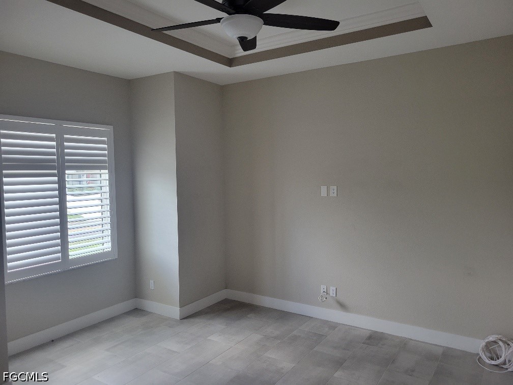 249 Rotonda Cir Property Photo 6