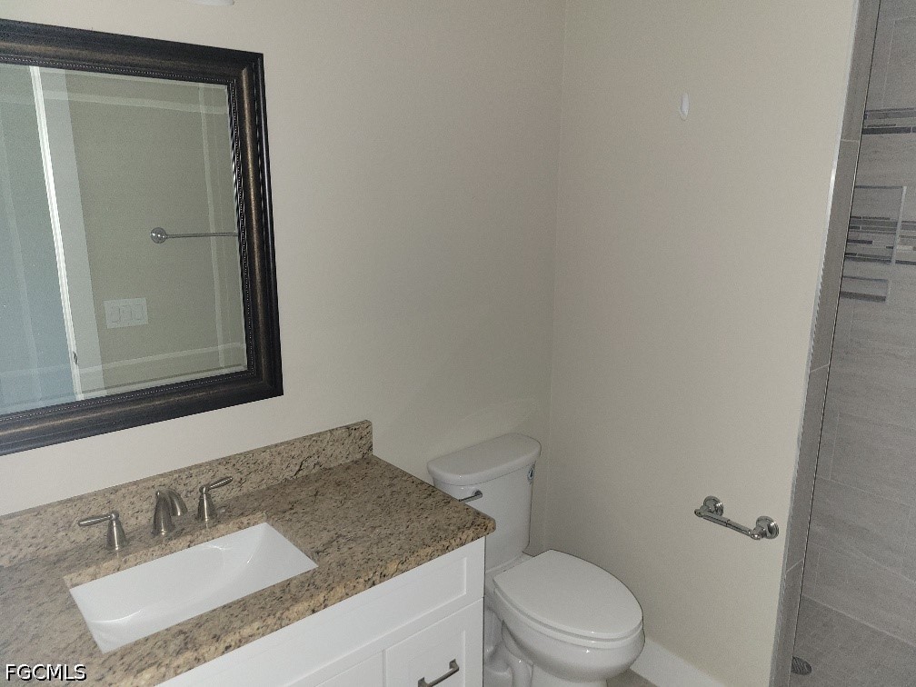 249 Rotonda Cir Property Photo 9