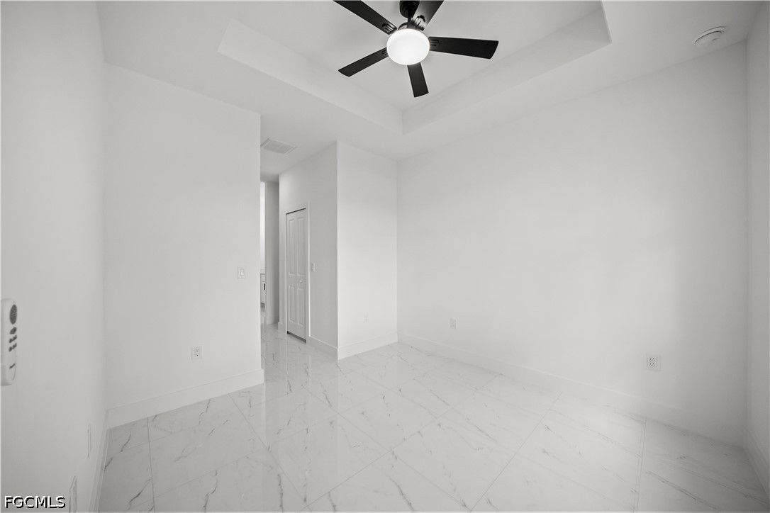 3014 38th St W Property Photo 18