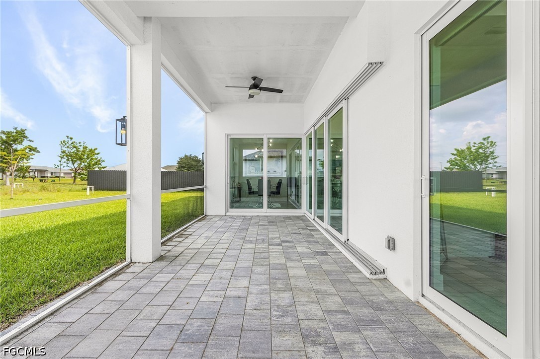 300 Chiquita Blvd N Property Photo 21