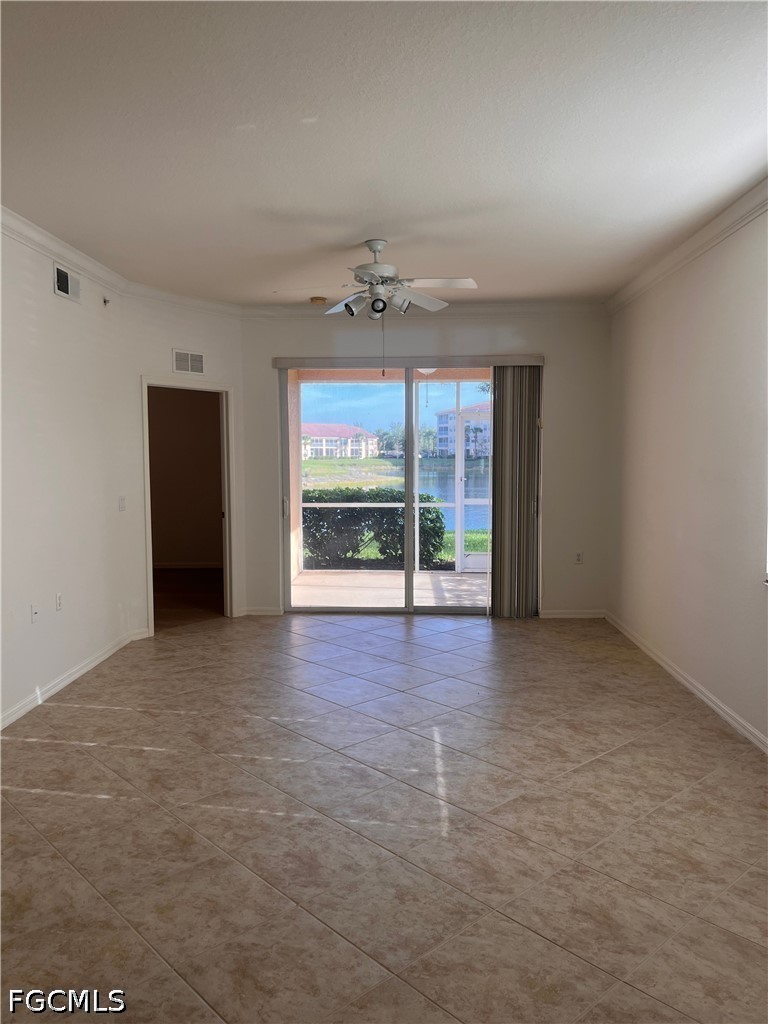 8470 Kingbird Loop 1020 Property Photo 5
