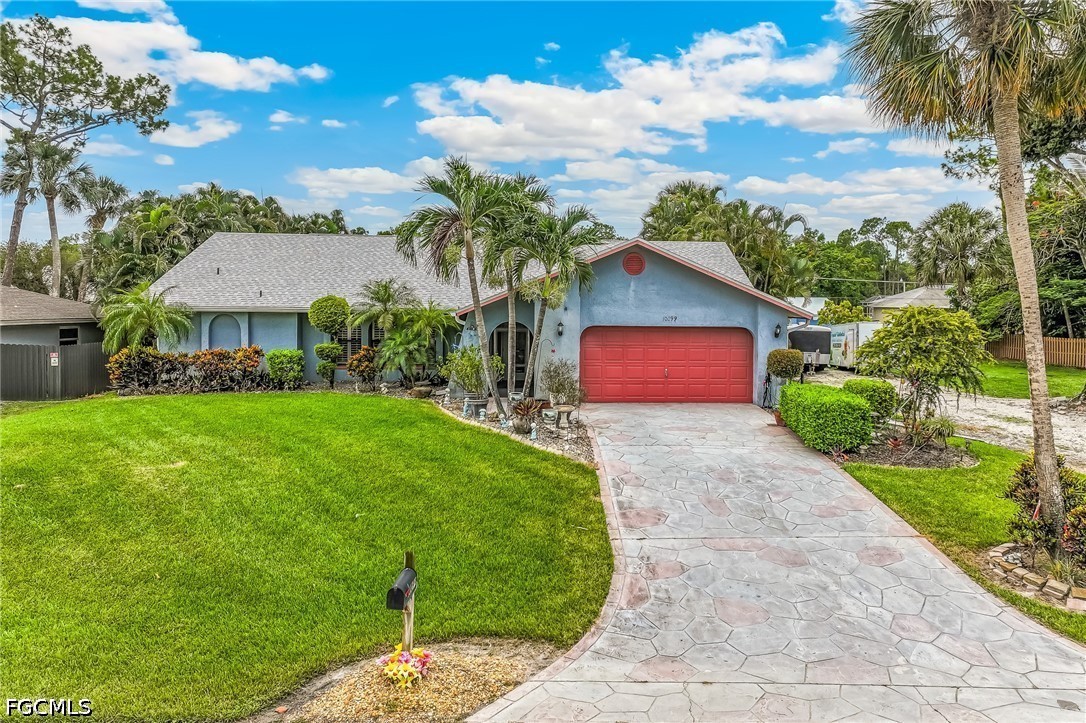 10099 Tropical DR