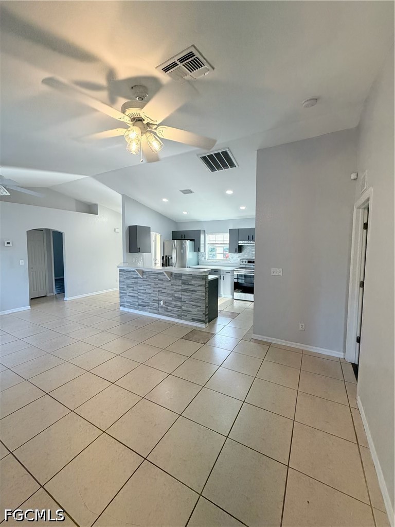 814 Gerald Ave Property Photo 2