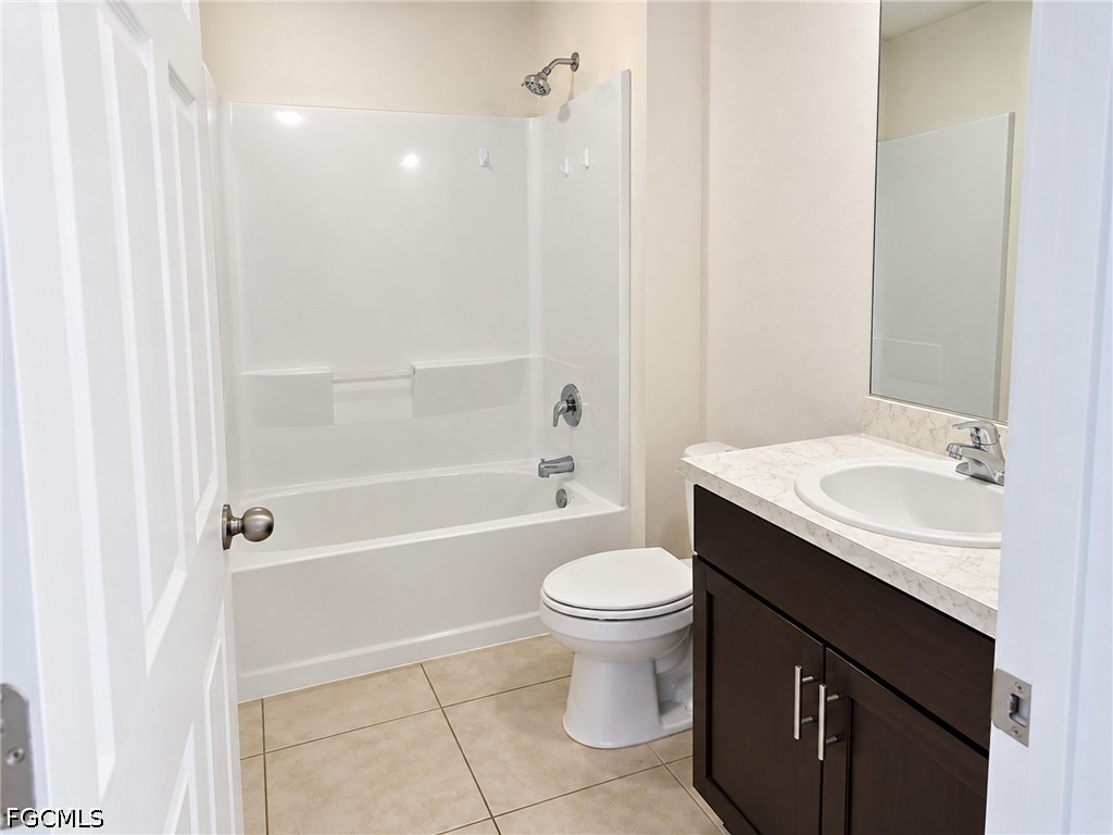 9013 Ike Ct Property Photo 4