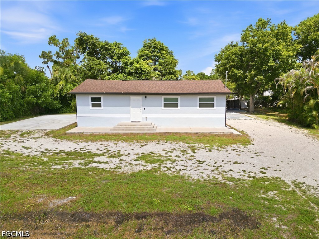 8338 Mcdaniel Dr Property Photo 4