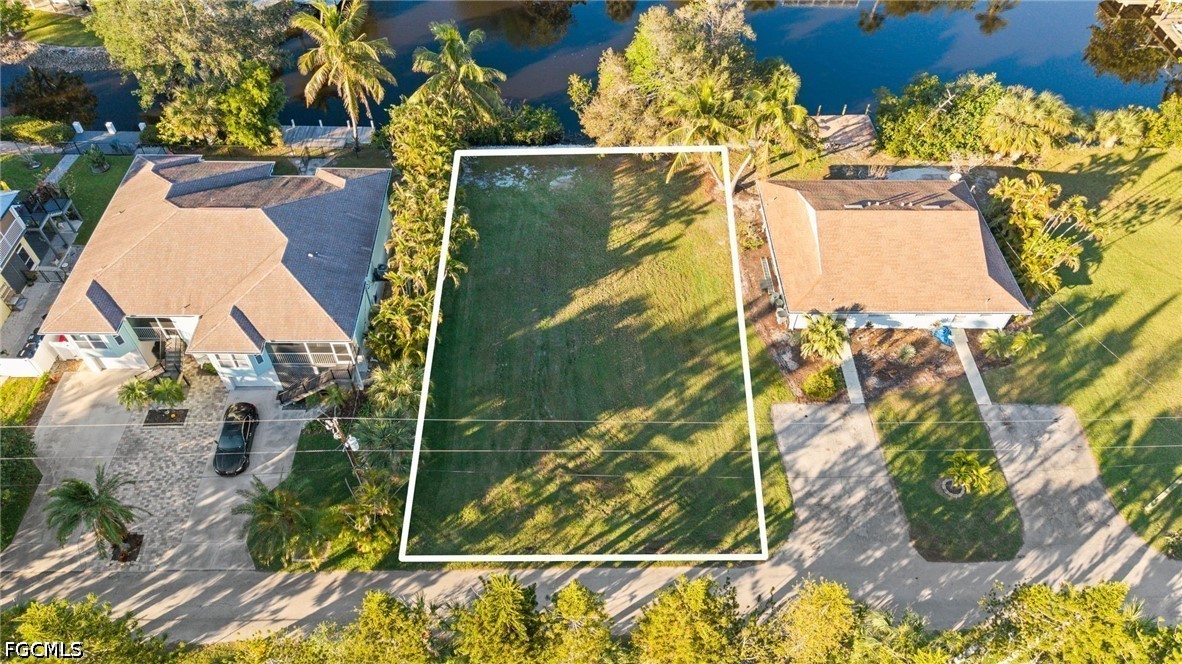3665 RIVIERA CIR Property Photo 1