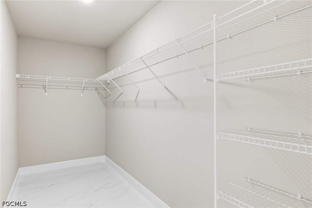 1893 Weldon Ave Property Photo 14