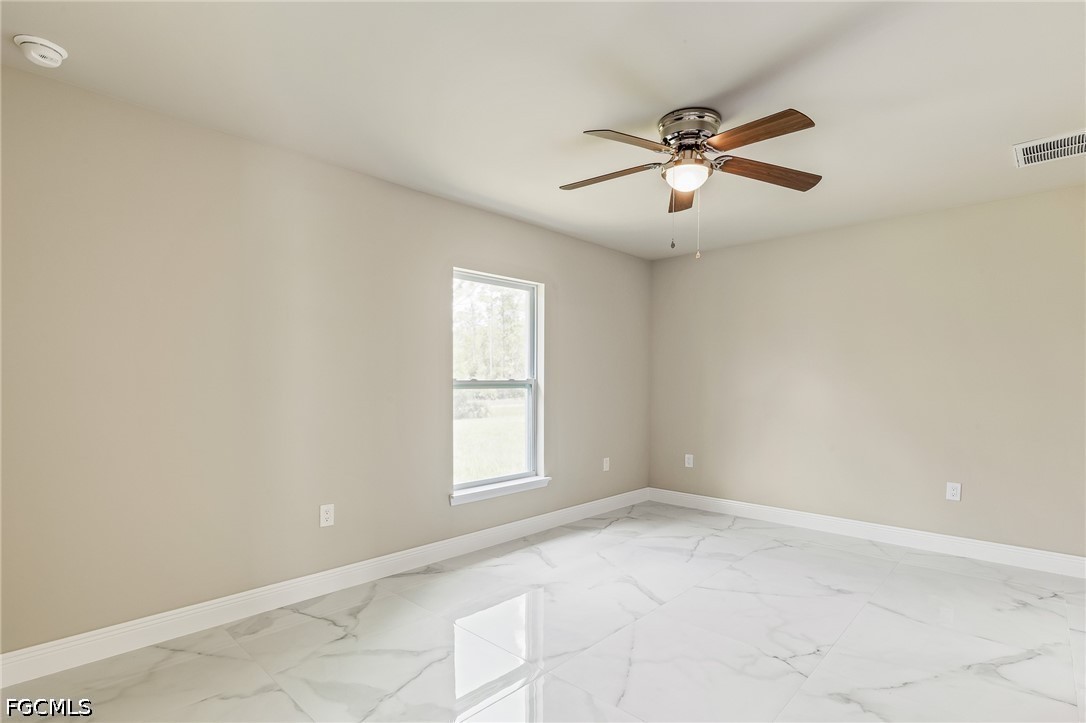 128 Sanborn Dr Property Photo 8