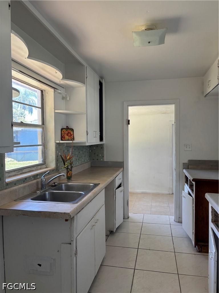 3977 Seminole Ave Property Photo 4
