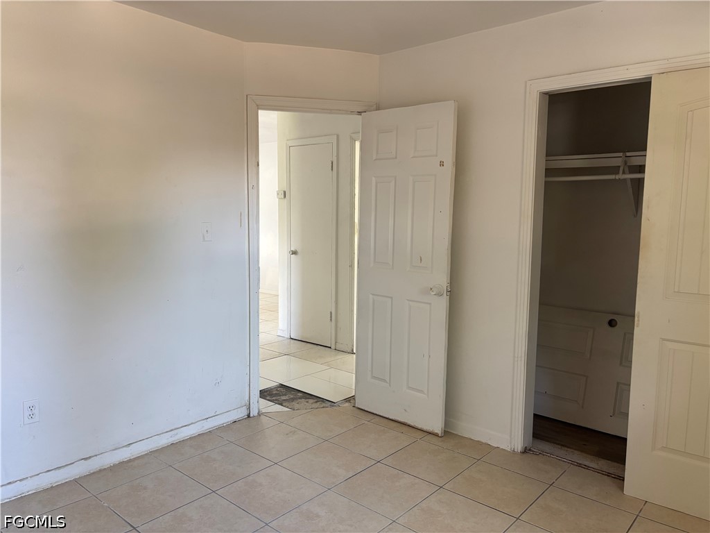 3977 Seminole Ave Property Photo 6