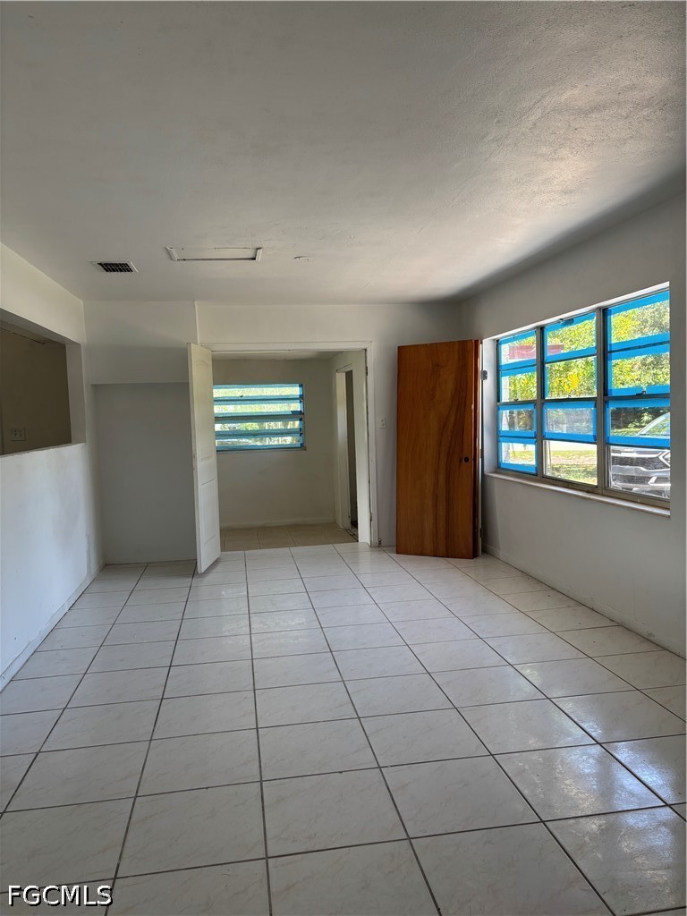 3977 Seminole Ave Property Photo 12