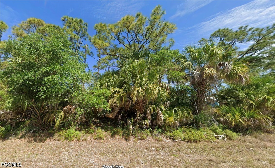 1272 Lace Ter Property Photo 2