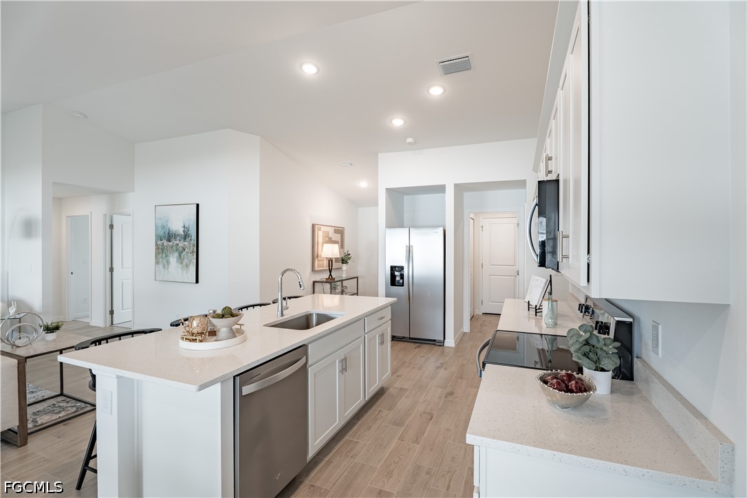 1222 Ne 19th Ter Property Photo 4