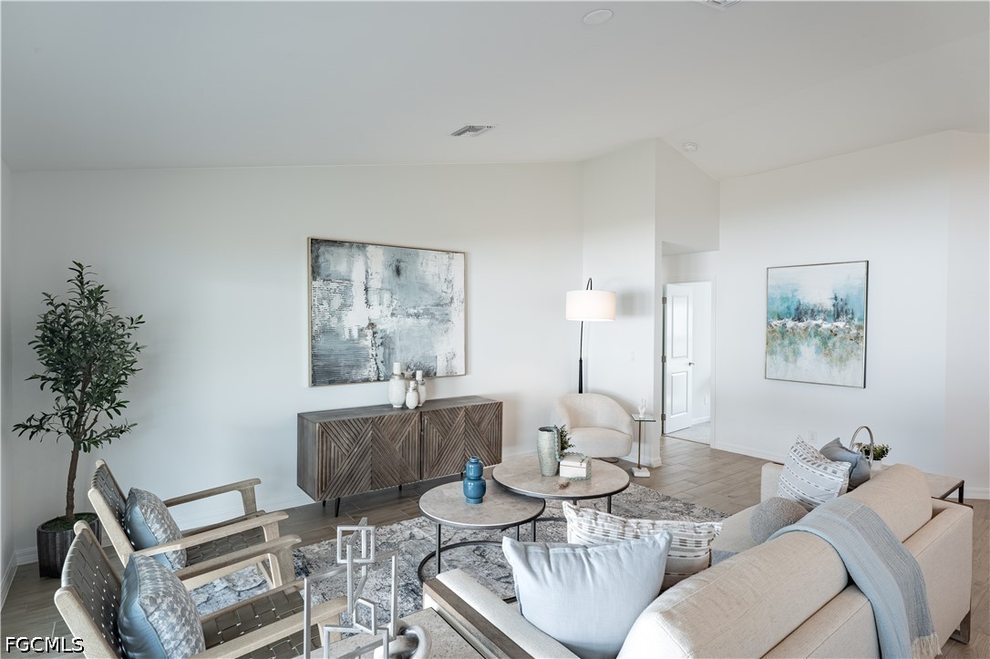 1222 Ne 19th Ter Property Photo 10