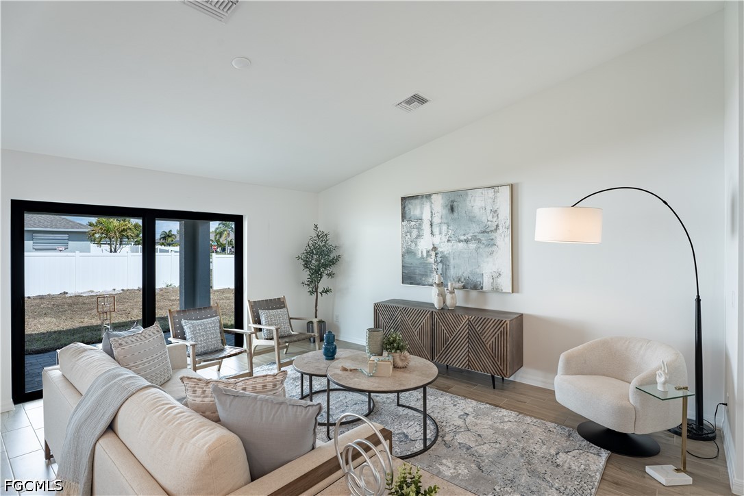 1222 Ne 19th Ter Property Photo 11