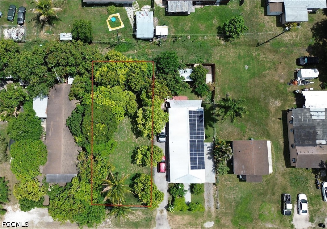 324 E Obispo Ave Property Photo 4