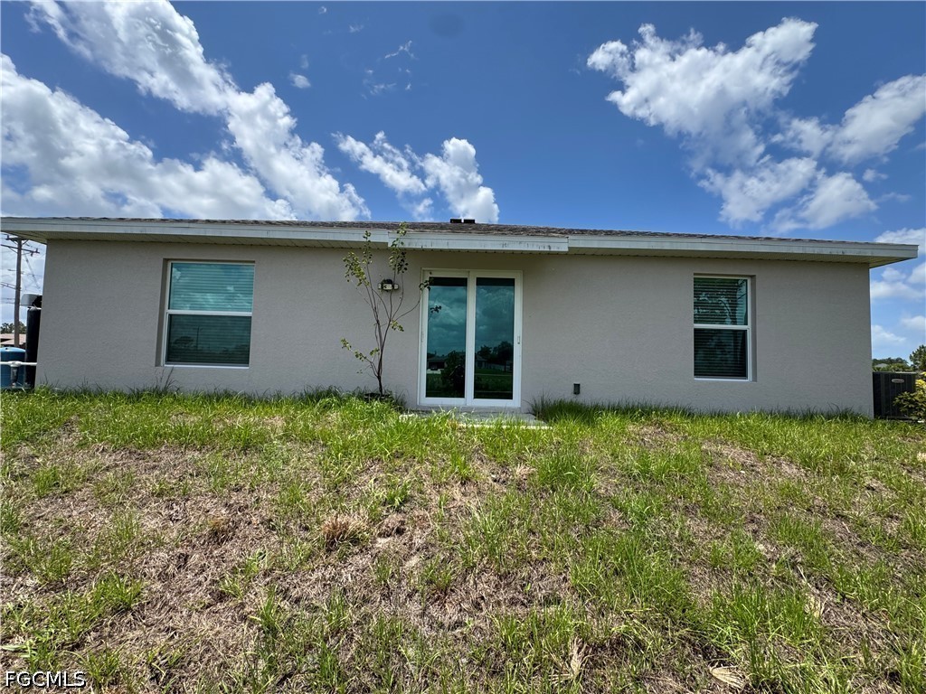 1609 Ne 33rd Ter Property Photo 4