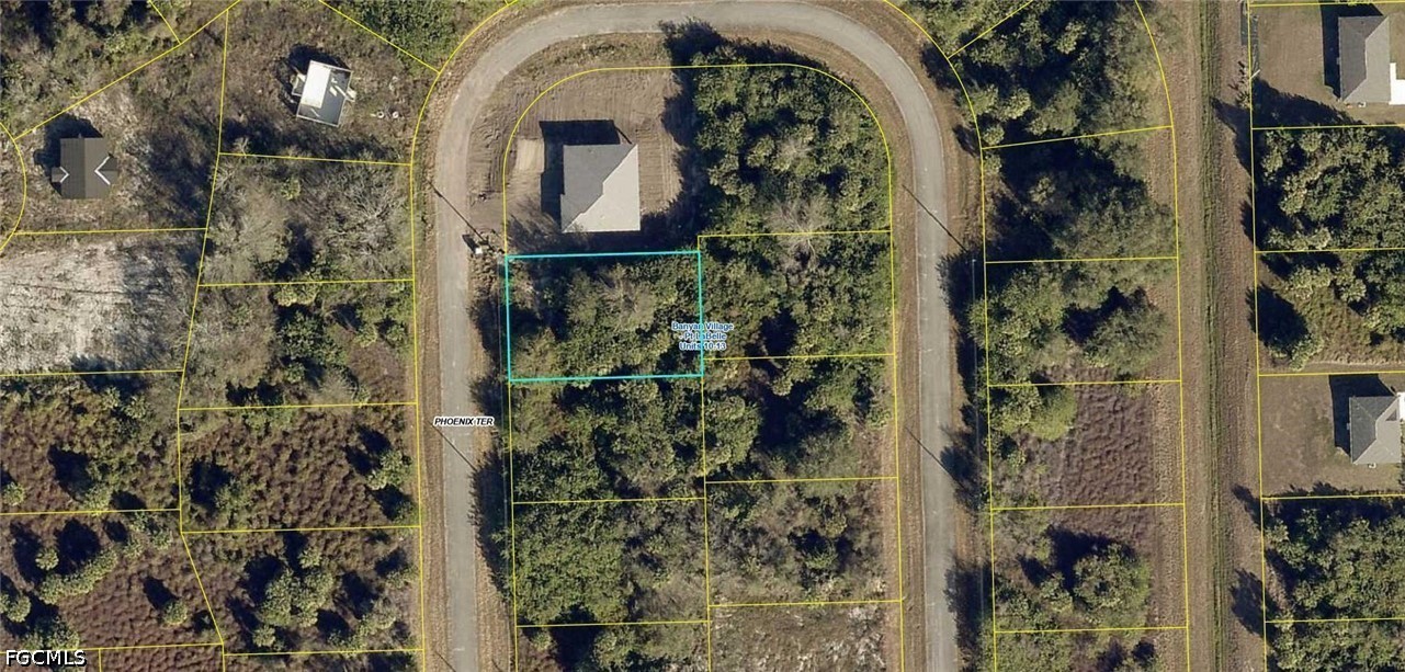 323 Phoenix Ter Property Photo 2