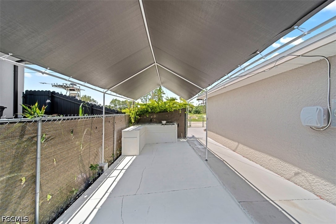 1243 Earnest St E Property Photo 32