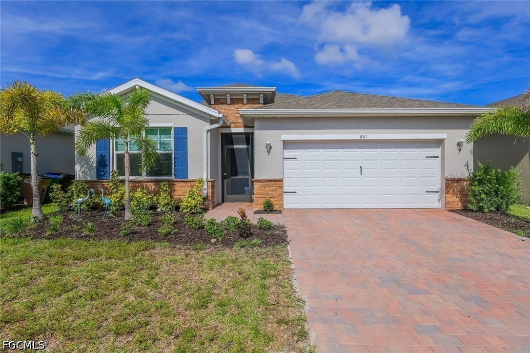 451 Spring Hill Lake Loop Property Photo 35