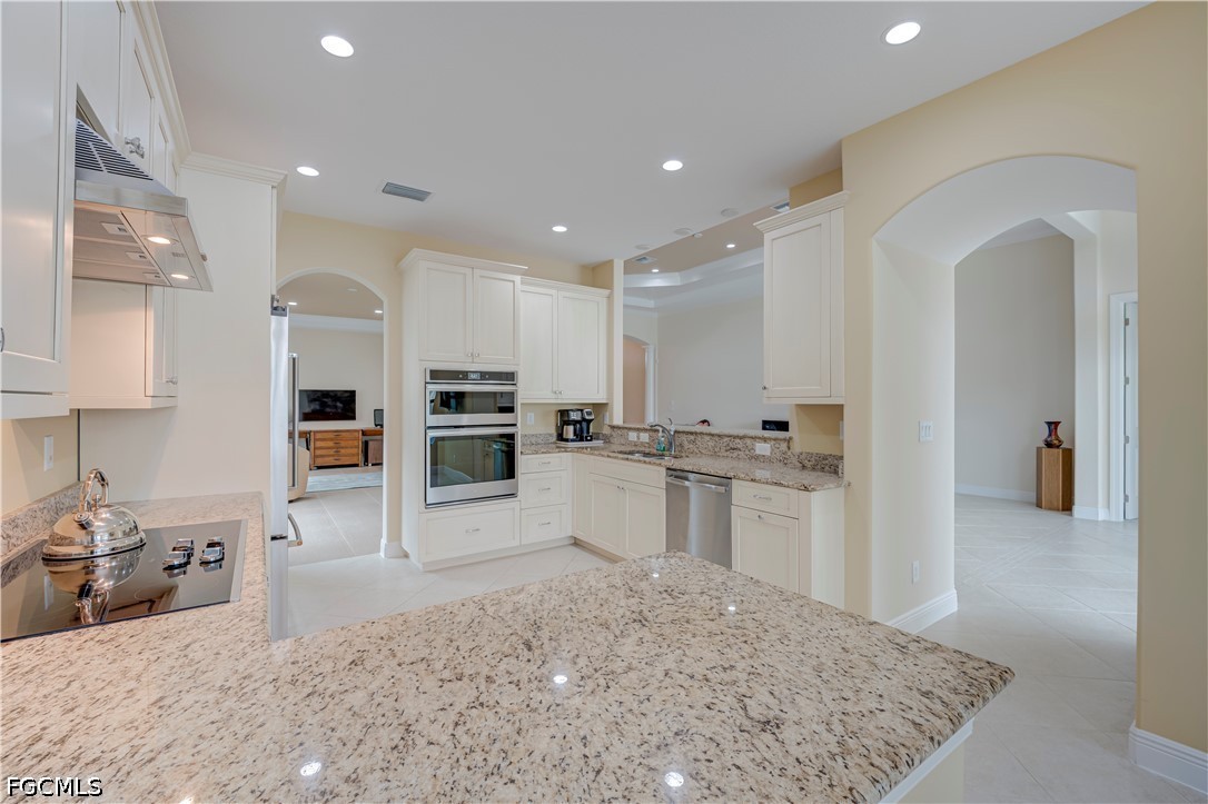23231 Sanabria Loop Property Photo 9